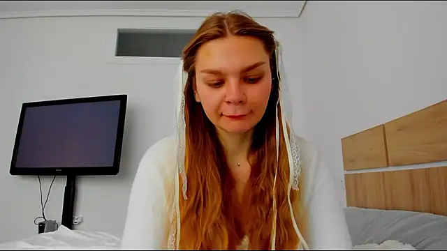 Molly sweetie online show from 04.02.26