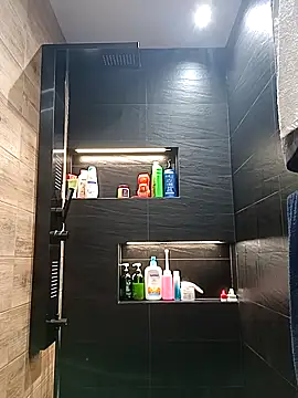 Snapshot of Sweet_bear69 chatting on 02.05.25 Sweet bear69 online show from 02.05.25