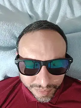 Snapshot of ElSunEagle chatting on 07.19.26 ElSunEagle online show from 07.19.26