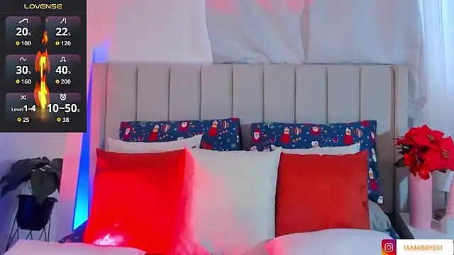 Snapshot of Abbye_blue01 chatting on 12.19.25 Abbye blue01 online show from 12.19.25