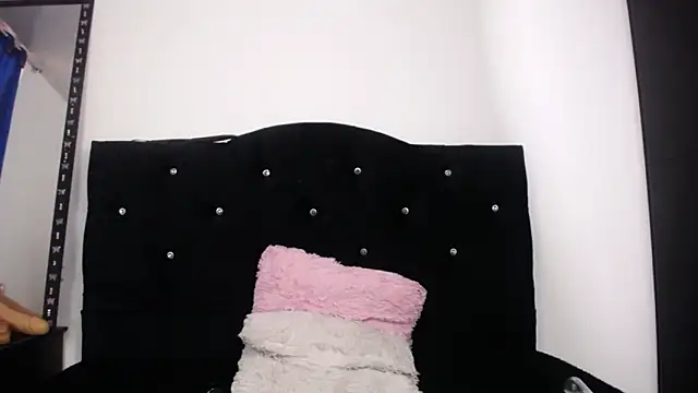 sweet skylove  online show from 04.10.26