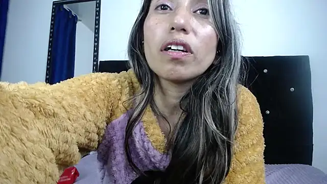 Snapshot of sweet_skylove_ chatting on 07.19.26 sweet skylove online show from 07.19.26