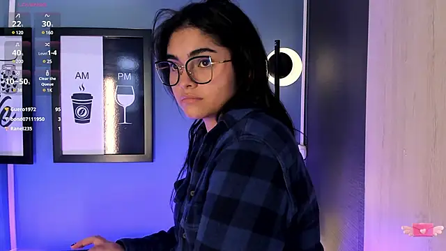 Snapshot of GiselOrtiz chatting on 02.18.25 GiselOrtiz online show from 02.18.25