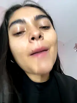 Snapshot of GiselOrtiz chatting on 10.16.25 GiselOrtiz online show from 10.16.25