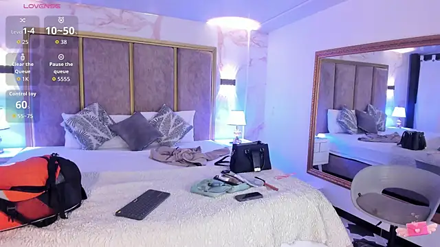 GiselOrtiz online show from 12.22.25