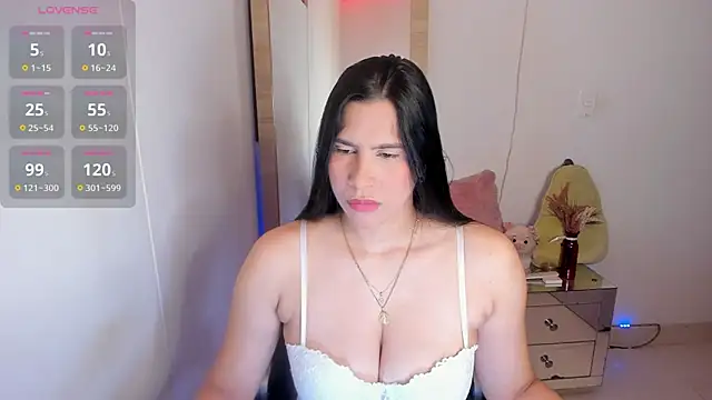 Snapshot of hellensexy chatting on 04.13.26 hellensexy online show from 04.13.26