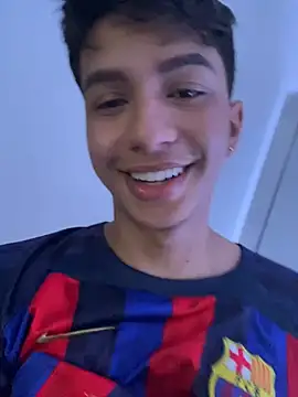 Leonarrrd 01 online show from 01.17.25