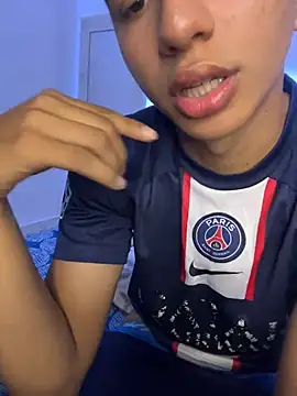 Leonarrrd 01 online show from 02.22.25