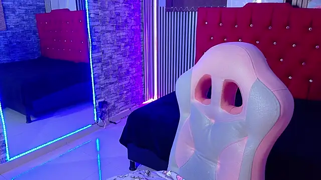 Snapshot of miahernadez303av chatting on 02.03.26 miahernadez303av online show from 02.03.26