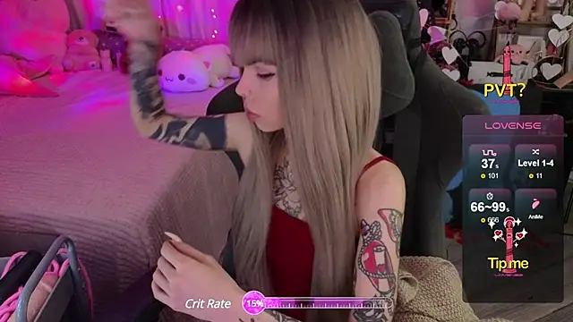 Kerry Kirk online show from 02.25.25