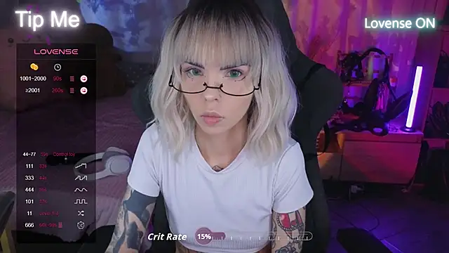 Kerry Kirk online show from 10.07.25