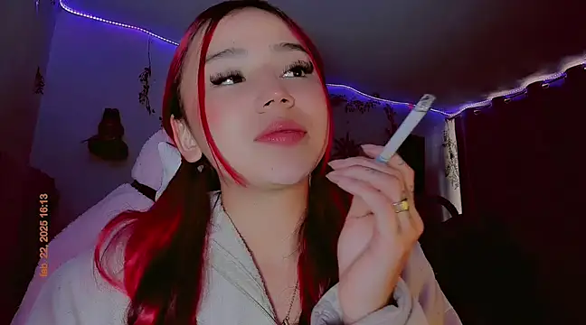 Snapshot of madisonx17 chatting on 02.22.25 madisonx17 online show from 02.22.25