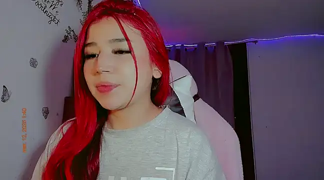 Snapshot of madisonx17 chatting on 03.12.25 madisonx17 online show from 03.12.25