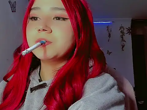 Snapshot of madisonx17 chatting on 09.26.25 madisonx17 online show from 09.26.25