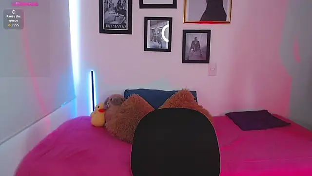 lilyy evanss online show from 03.04.25