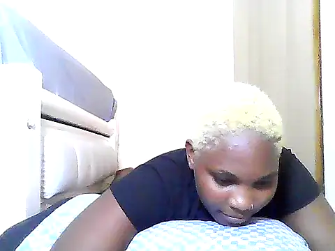 Snapshot of SexyKimberly23 chatting on 06.11.26 SexyKimberly23 online show from 06.11.26