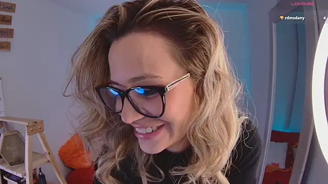 Snapshot of Lucy_Princes chatting on 01.01.25 Lucy Princes online show from 01.01.25