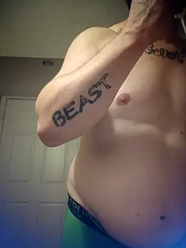 Snapshot of Buddy_Cuck chatting on 11.19.25 Buddy Cuck online show from 11.19.25