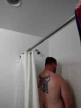 Snapshot of Buddy_Cuck chatting on 05.09.26 Buddy Cuck online show from 05.09.26