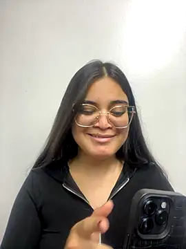 CamilaSofiia online show from 10.22.25