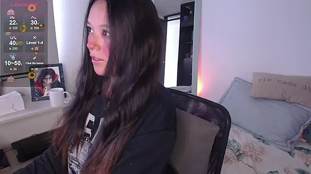 Lexie Thompson10 online show from 09.10.25