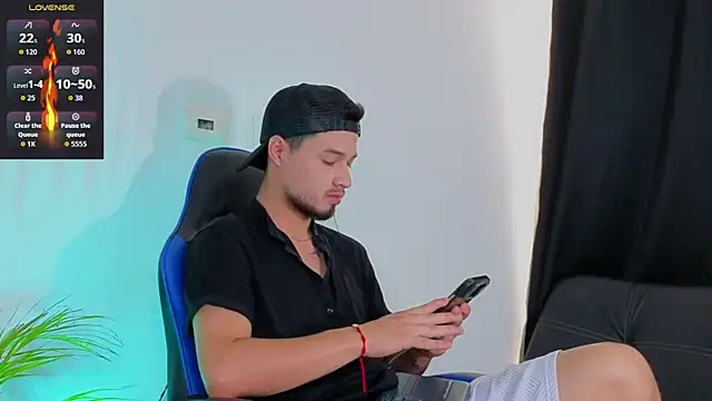 EdwardRoss  online show from 01.08.26