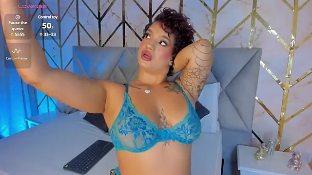 Arianabromw online show from 12.05.24