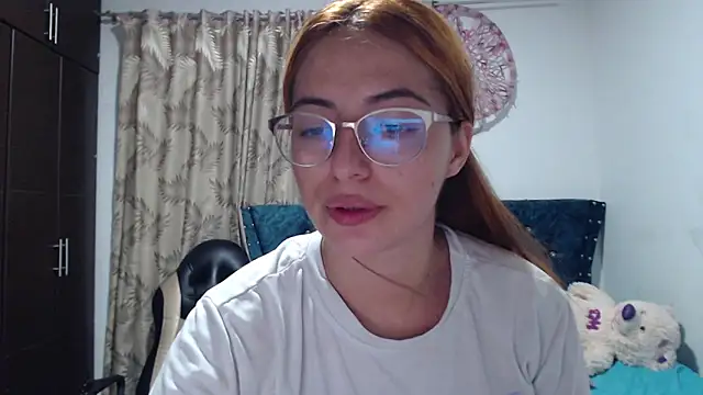 Kate lorens9 online show from 12.20.25