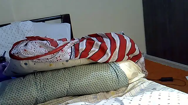 Snapshot of sweet_darlli chatting on 07.11.26 sweet darlli online show from 07.11.26