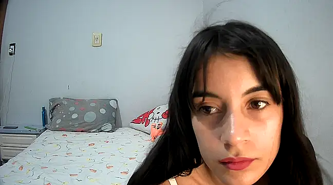 Snapshot of melodybar27 chatting on 02.02.25 melodybar27 online show from 02.02.25