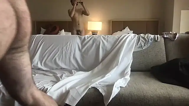 Snapshot of mistermouthy chatting on 12.02.25 mistermouthy online show from 12.02.25