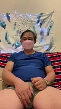 Snapshot of A6229 chatting on 01.13.25 A6229 online show from 01.13.25