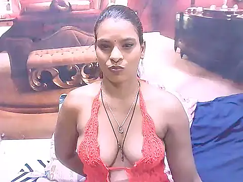 Snapshot of IndianSexyAss chatting on 02.18.25 IndianSexyAss online show from 02.18.25