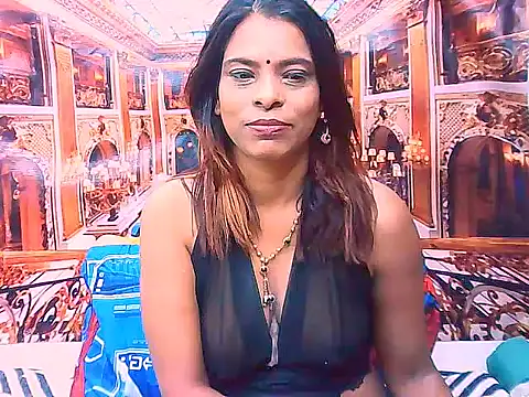 Snapshot of IndianSexyAss chatting on 11.15.25 IndianSexyAss online show from 11.15.25