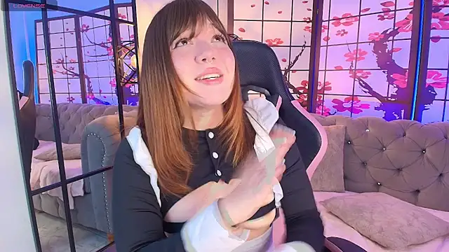 Fluffy Bubble21 online show from 03.08.26