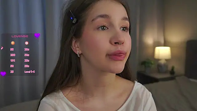 AmiLewis online show from 02.12.25