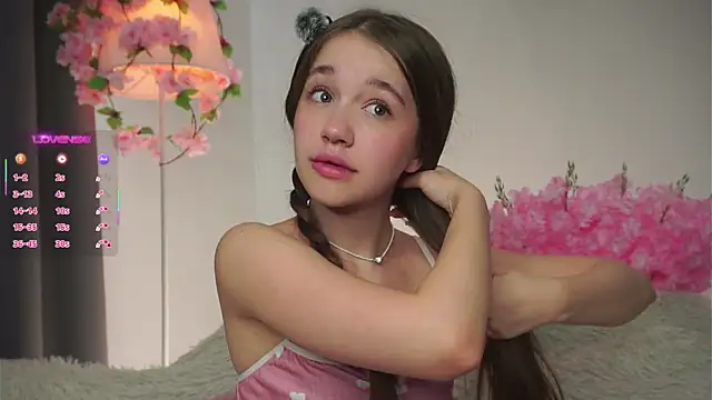 AmiLewis online show from 09.21.25