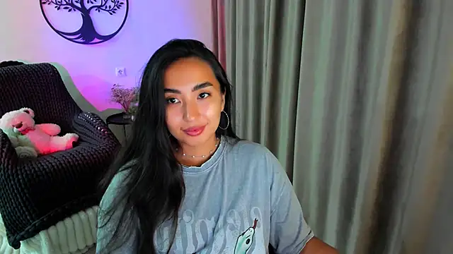 worldofkim online show from 11.10.25