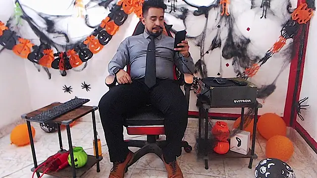 KalethBigDick online show from 10.27.25