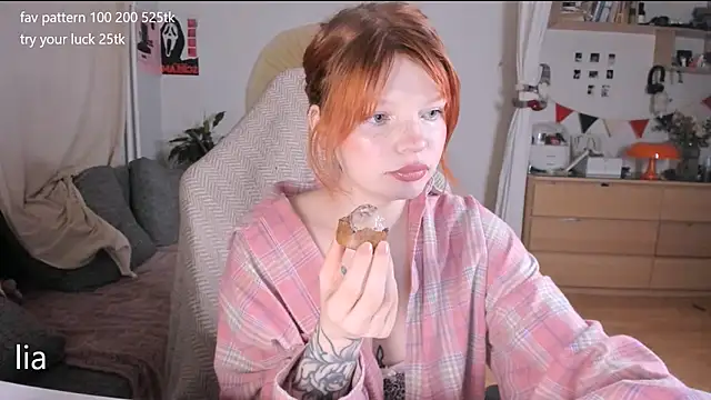 lil lia online show from 02.22.26