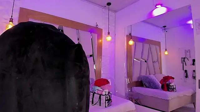 Snapshot of ary_cooper_ chatting on 03.01.25 ary cooper online show from 03.01.25