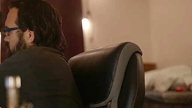 Snapshot of Seraph_De_La_Luna chatting on 12.27.24 Seraph De La Luna online show from 12.27.24