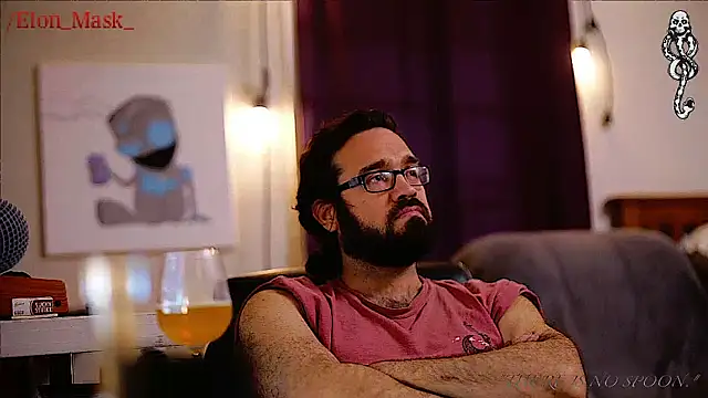 Snapshot of Seraph_De_La_Luna chatting on 01.04.25 Seraph De La Luna online show from 01.04.25