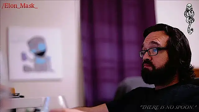 Snapshot of Seraph_De_La_Luna chatting on 01.13.25 Seraph De La Luna online show from 01.13.25