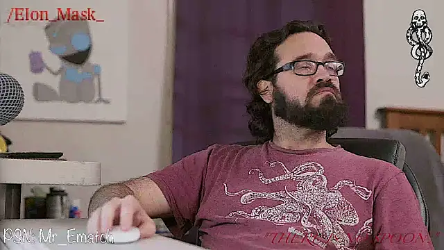 Snapshot of Seraph_De_La_Luna chatting on 02.05.25 Seraph De La Luna online show from 02.05.25