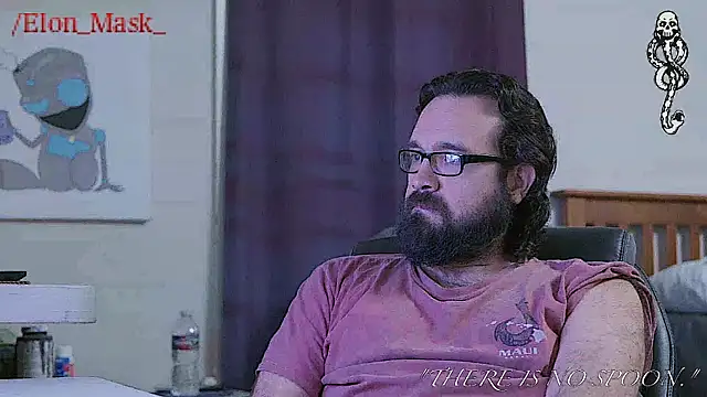 Snapshot of Seraph_De_La_Luna chatting on 02.16.25 Seraph De La Luna online show from 02.16.25