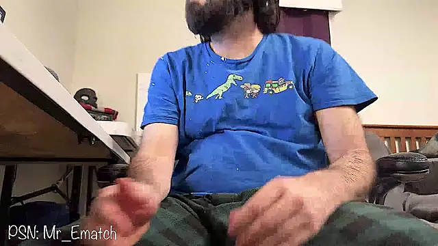 Snapshot of Seraph_De_La_Luna chatting on 03.01.25 Seraph De La Luna online show from 03.01.25