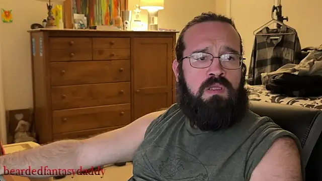 Snapshot of Seraph_De_La_Luna chatting on 12.22.25 Seraph De La Luna online show from 12.22.25