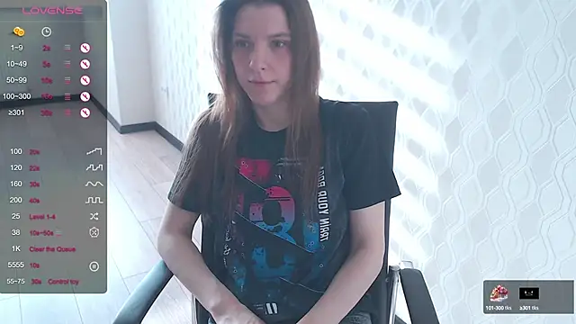 LisaHeart online show from 03.06.25