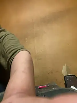 punk0805 online show from 10.13.25